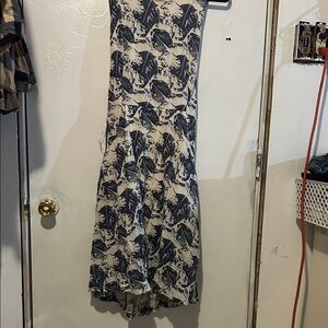 Esley Navy and Cream Leaf Print Backless Dress
